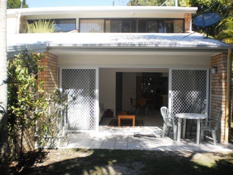 2/33 Noosa Parade, Noosa Heads QLD 4567