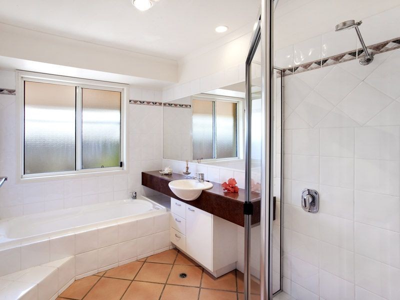 Noosa Waters QLD 4566