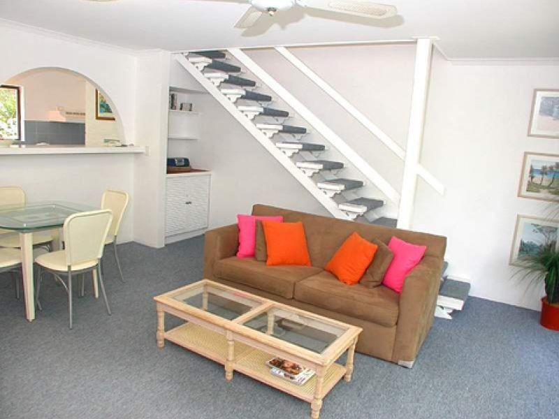 Little Cove QLD 4567