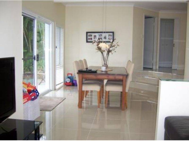 9 Mainsails Square, Noosa Heads QLD 4567