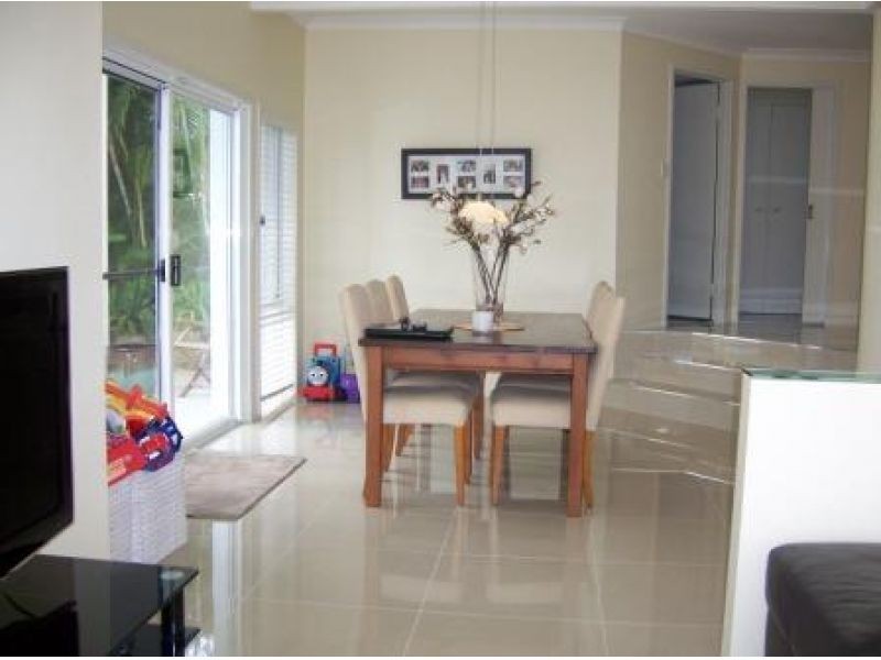 9 Mainsails Square, Noosa Heads QLD 4567