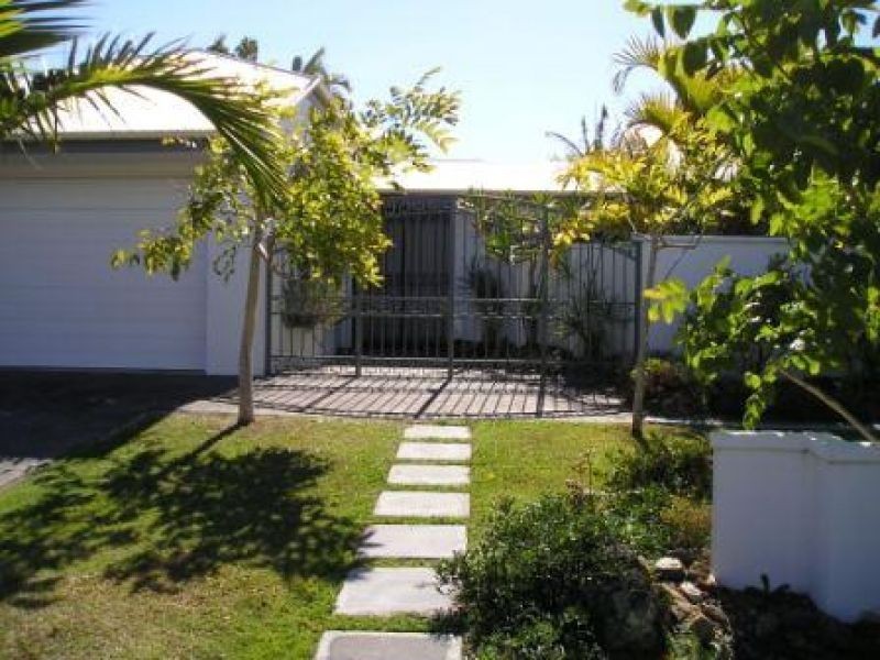 Noosa Waters QLD 4566