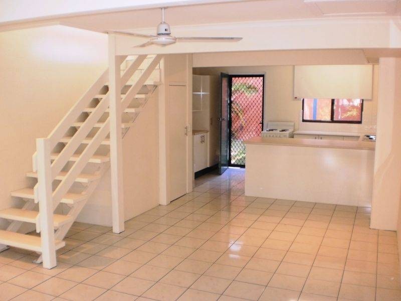 8/2 Dolphin Crescent, Noosa Heads QLD 4567