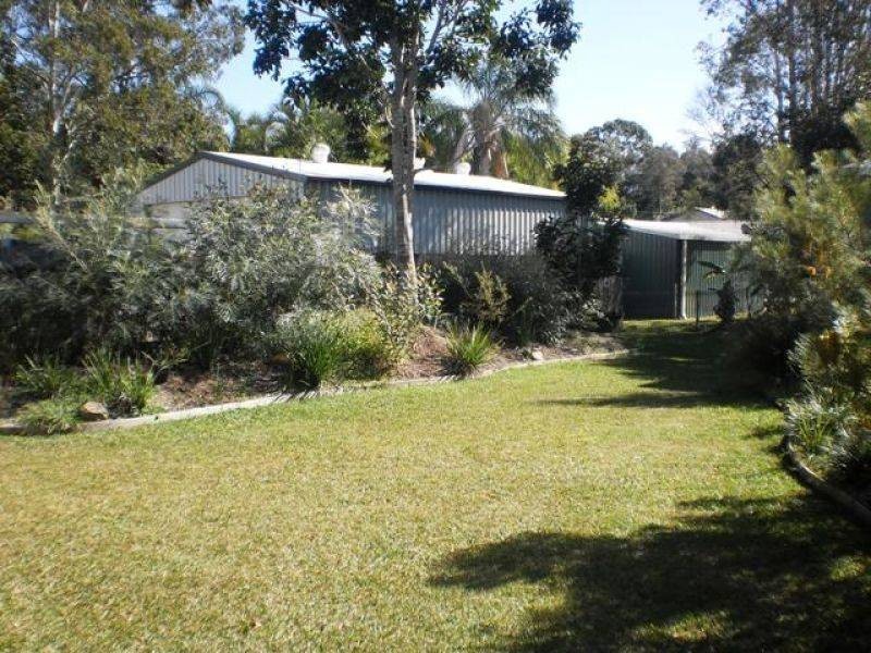 16 Sleepy hollow Drive, Noosa Heads QLD 4567