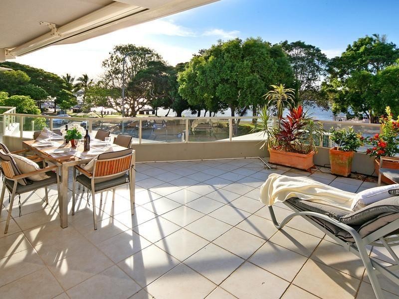 2/235 Gympie Terrace, Noosaville QLD 4566