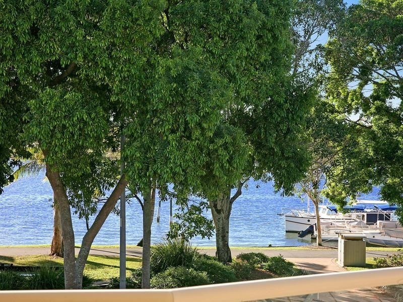 2/235 Gympie Terrace, Noosaville QLD 4566