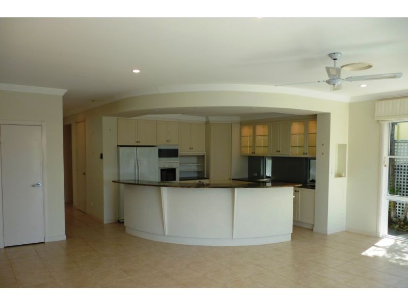 Noosa Waters QLD 4566