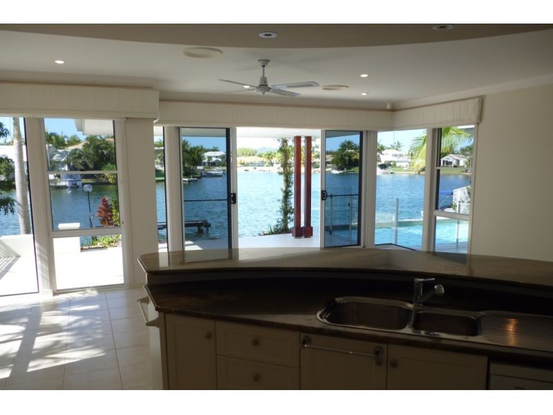 Noosa Waters QLD 4566