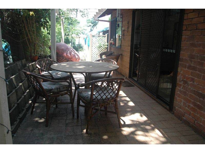 6 Currawong Street, Noosa Heads QLD 4567