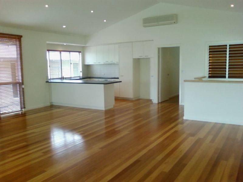 8 Ward Street, Tewantin QLD 4565