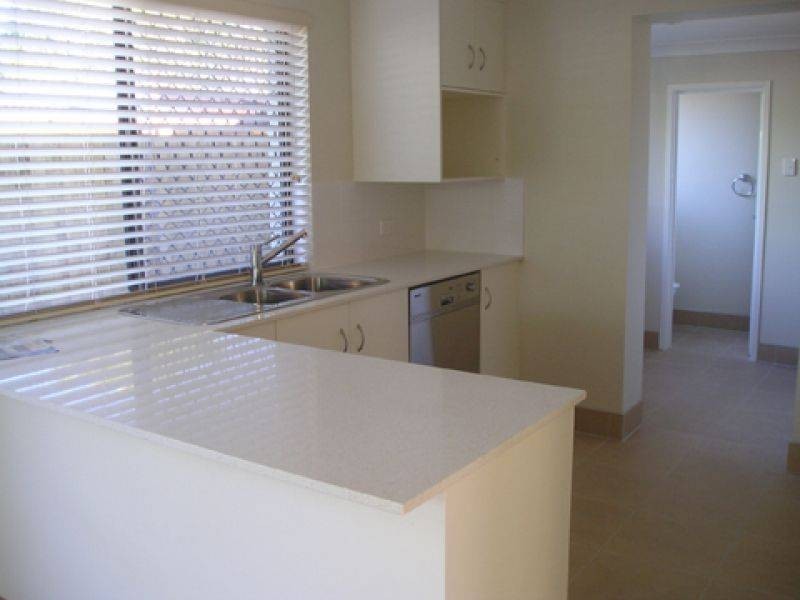 1, 23 Thomas Street, Noosaville QLD 4566