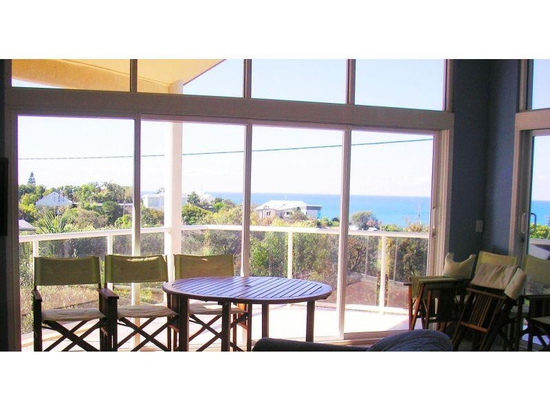 35 Sobraon Street, Sunrise Beach QLD 4567