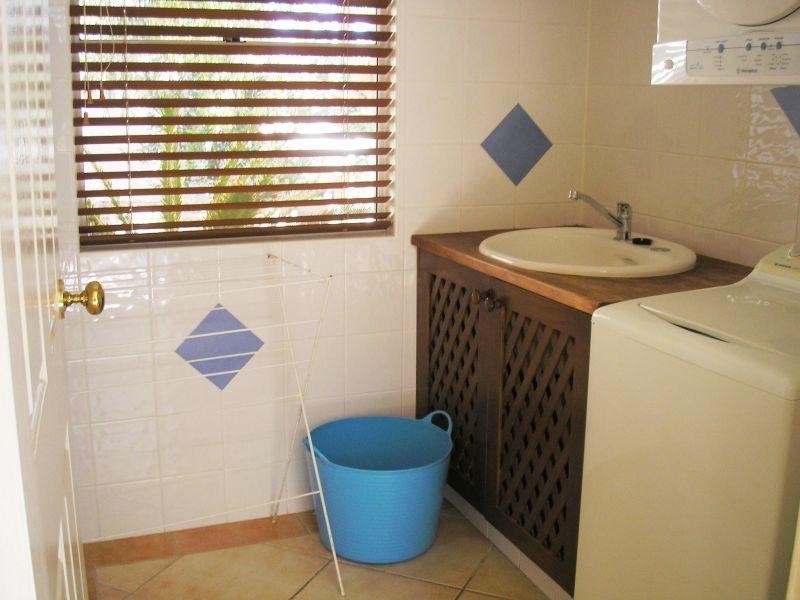 35 Sobraon Street, Sunrise Beach QLD 4567