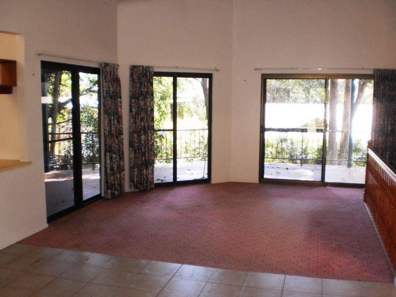 93 Upper Hastings Street, Little Cove QLD 4567