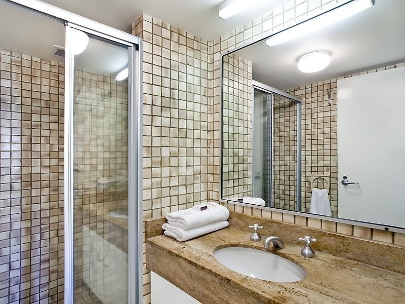 1 Edgar Bennet Avenue, Noosa Heads QLD 4567