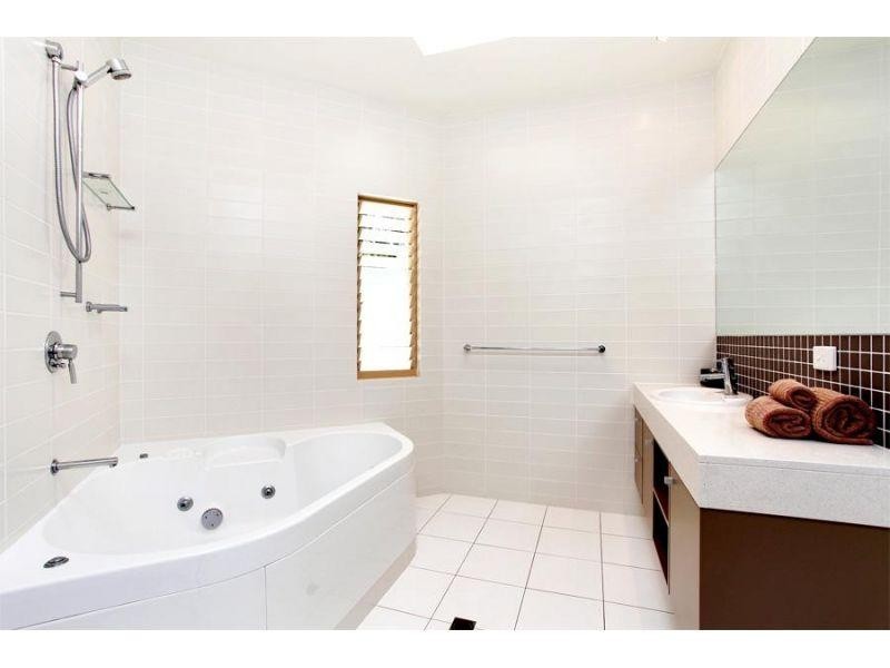 37 The Quarterdeck, Noosa Heads QLD 4567