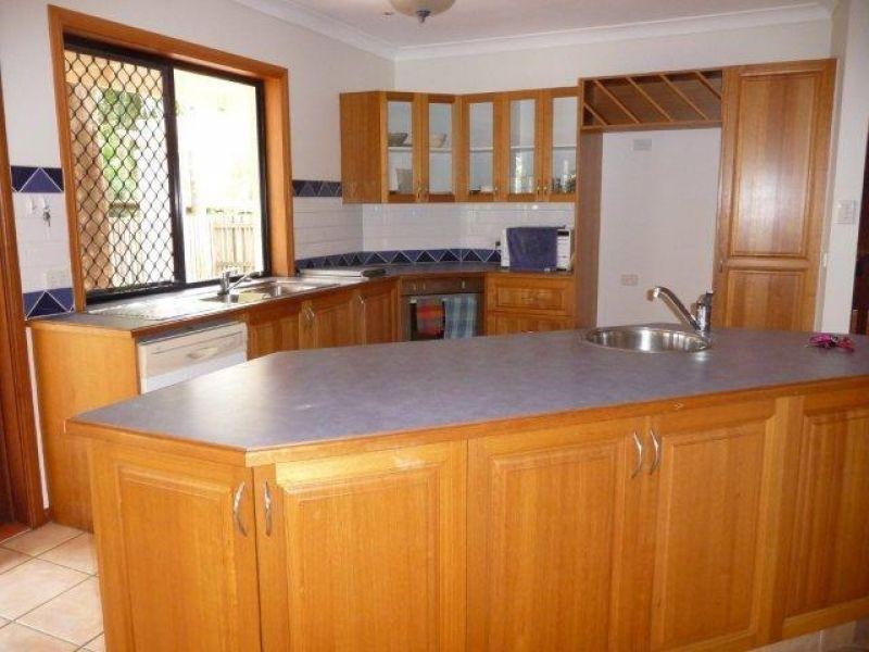 27 Cloudsley Street, Noosaville QLD 4566