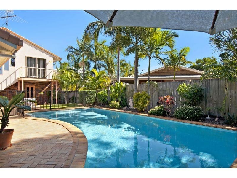 24  Boxsell Rise, Sunrise Beach QLD 4567