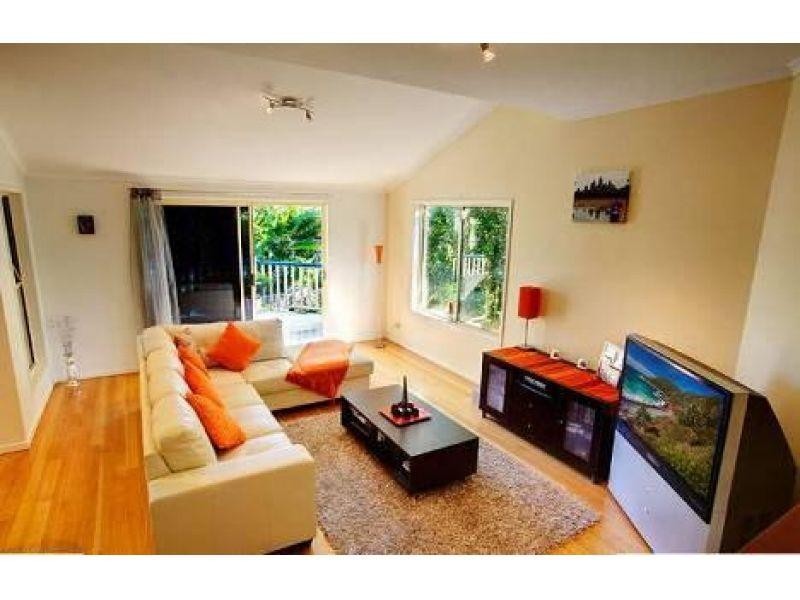 1 Driftwood Drive, Castaways Beach QLD 4567