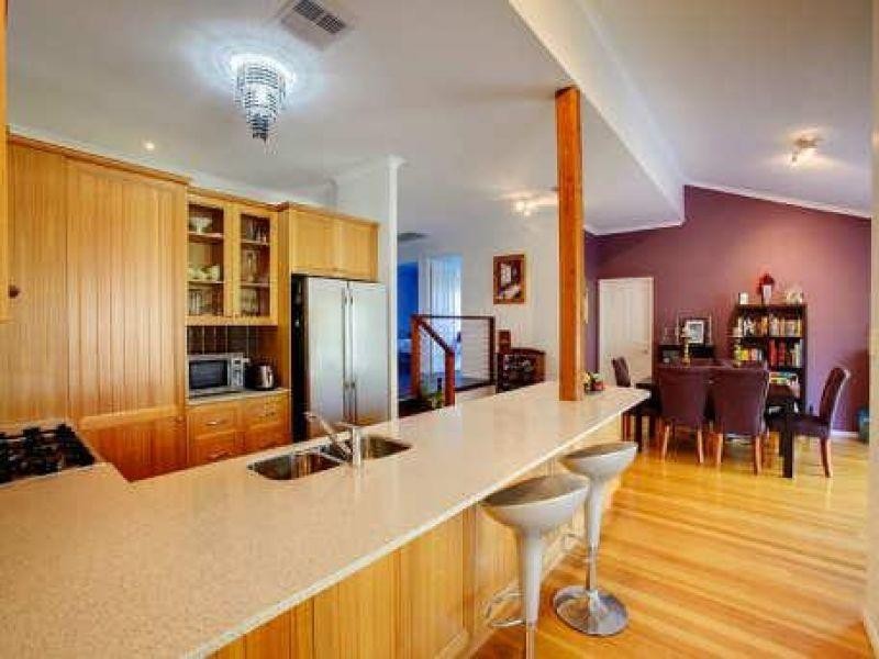 1 Driftwood Drive, Castaways Beach QLD 4567