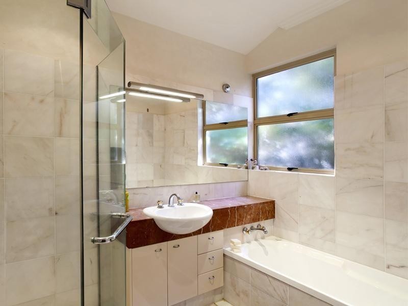 2/11 Hilton Esplanade, Noosaville QLD 4566