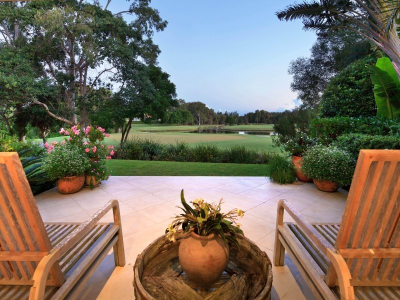 527/61 Noosa Springs Drive, Noosa Heads QLD 4567