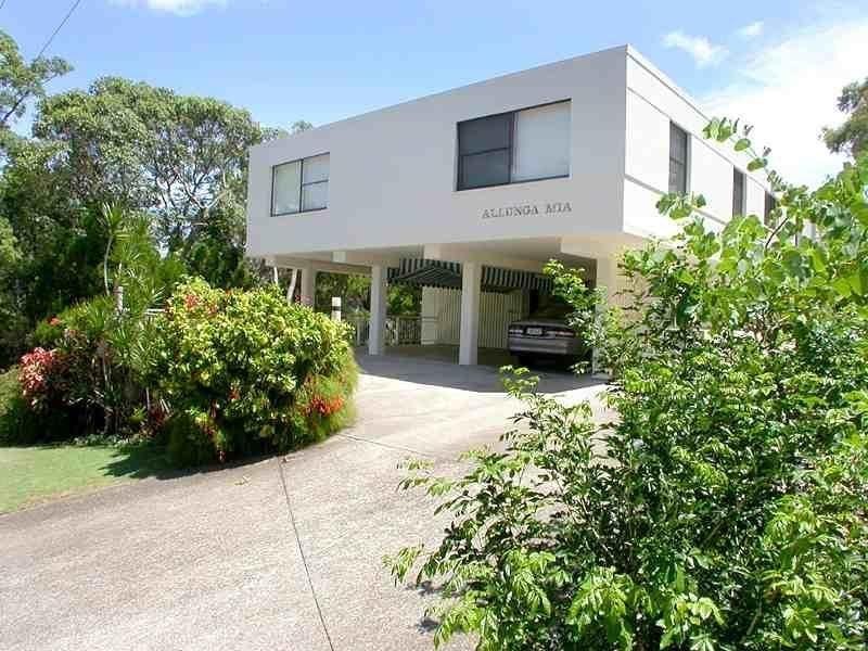 2/5 Natasha Avenue, Noosa Heads QLD 4567