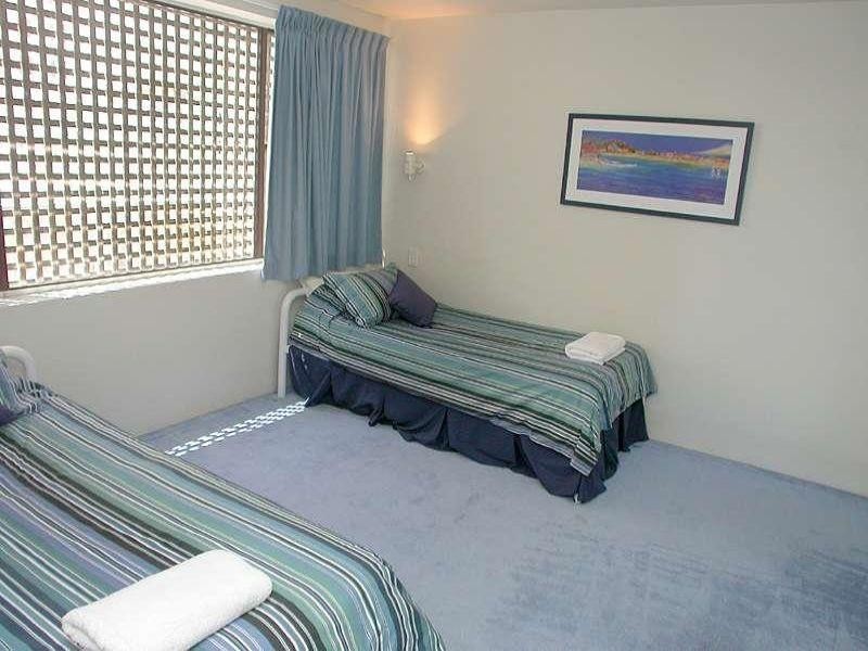 2/5 Natasha Avenue, Noosa Heads QLD 4567