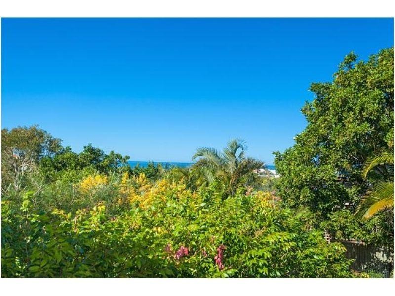 5 Weatherley Court, Sunshine Beach QLD 4567