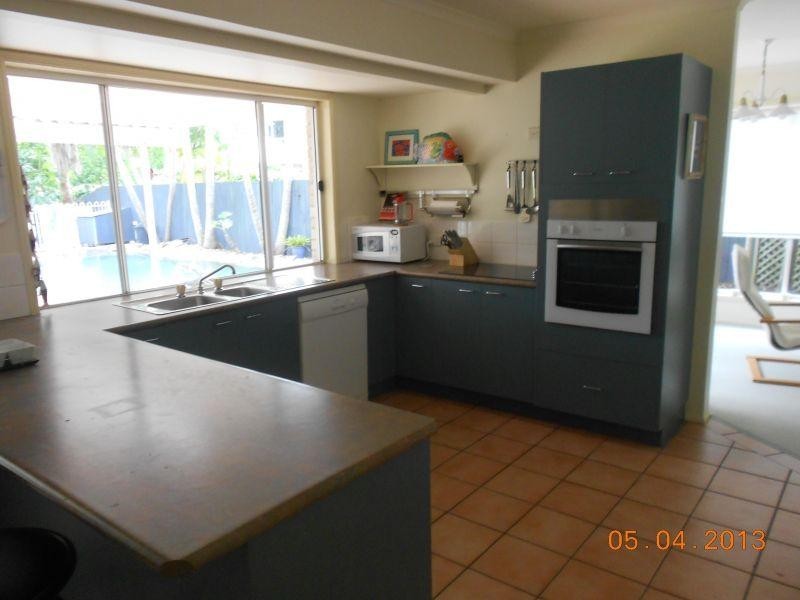 33 Cloudsley Street, Noosaville QLD 4566