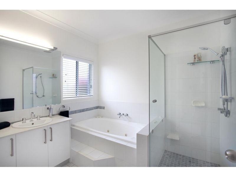 17 Milpera Retreat, Noosa Heads QLD 4567