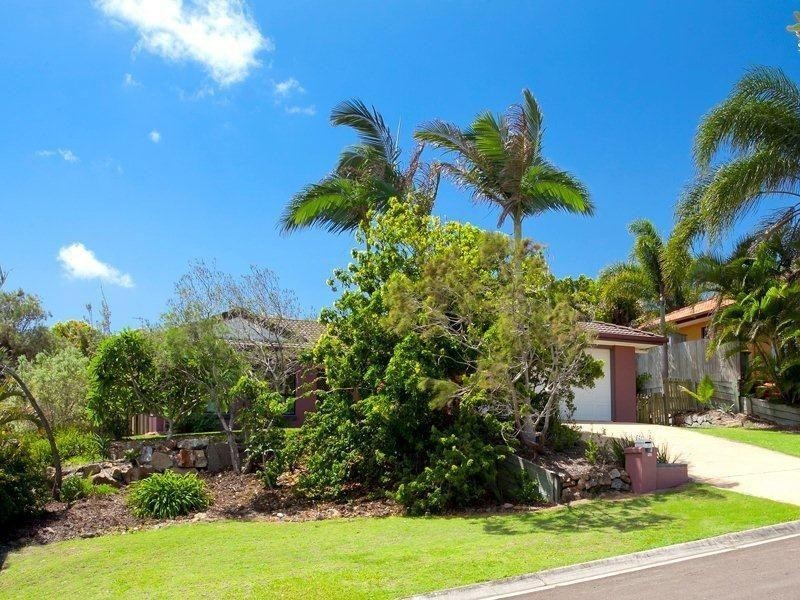 10 Comet Drive, Sunrise Beach QLD 4567