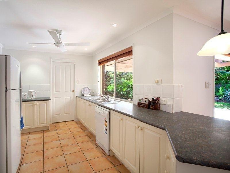 10 Comet Drive, Sunrise Beach QLD 4567