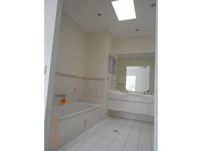 162 Shorehaven Drive, Noosa Waters QLD 4566