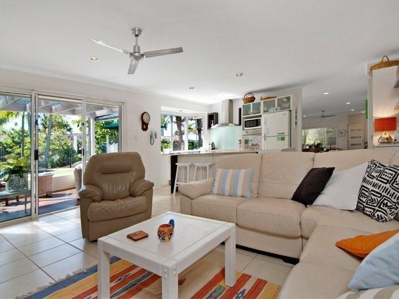 12 Capri Crt, Noosa Heads QLD 4567