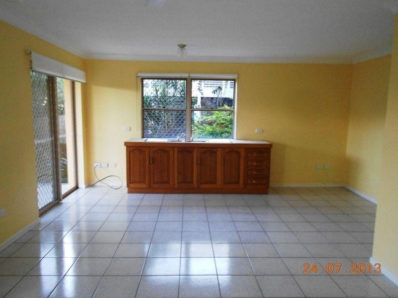 36 Southern Cross Parade, Sunrise Beach QLD 4567