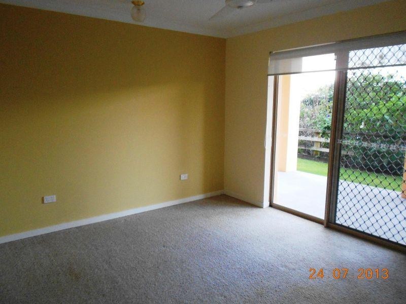 36 Southern Cross Parade, Sunrise Beach QLD 4567