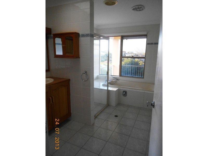 36 Southern Cross Parade, Sunrise Beach QLD 4567