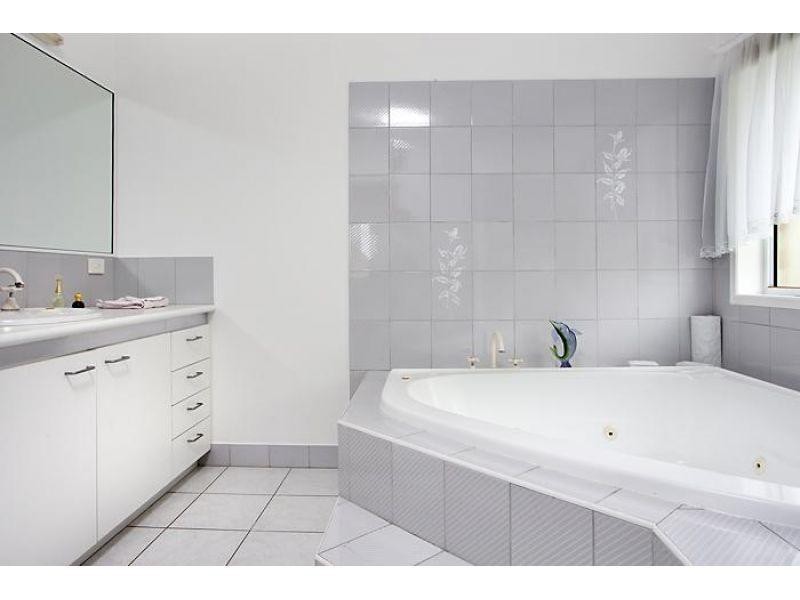 1 Peregian Esplanade, Peregian Beach QLD 4573