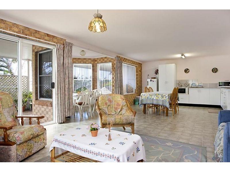 1 Peregian Esplanade, Peregian Beach QLD 4573