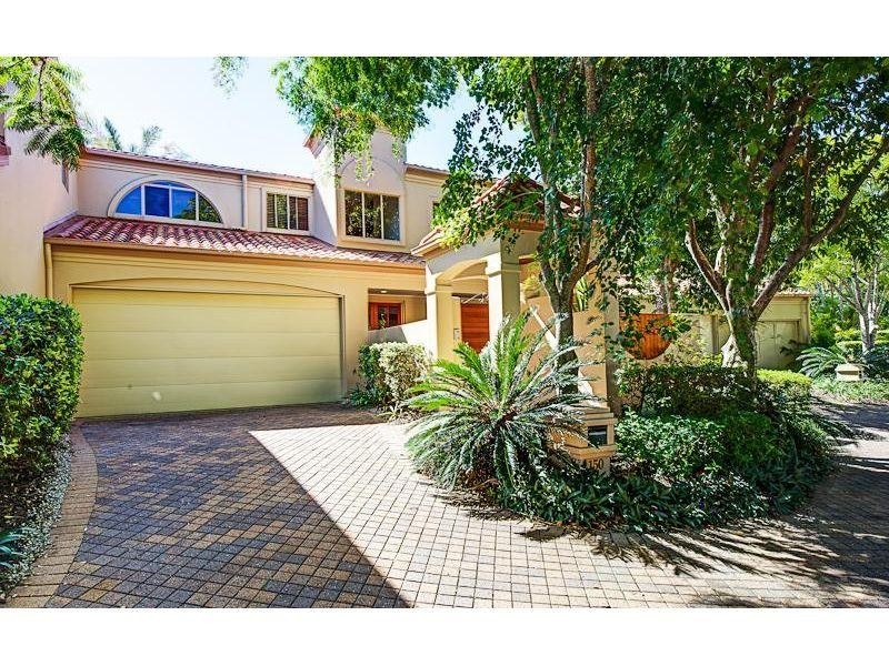 61 Noosa Springs Dr, Noosa Heads QLD 4567