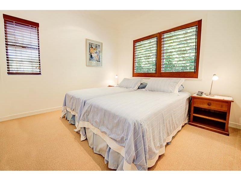 61 Noosa Springs Dr, Noosa Heads QLD 4567