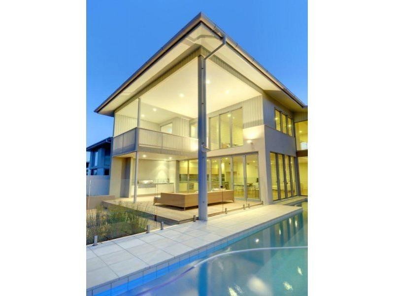 5 Whitehaven Parade, Coolum Beach QLD 4573