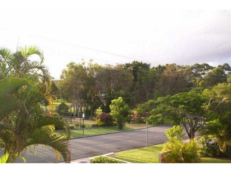 8 Ward Street, Tewantin QLD 4565