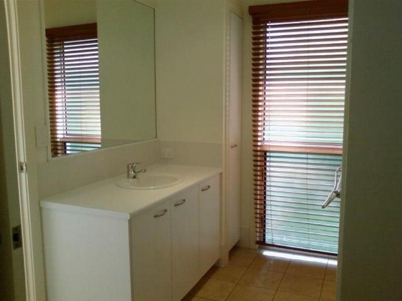 8 Ward Street, Tewantin QLD 4565