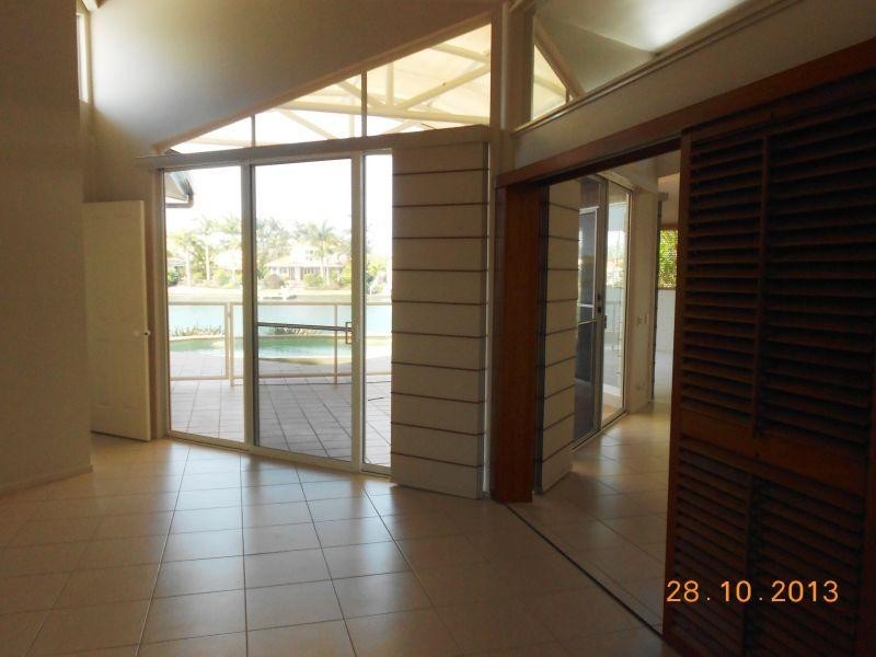 27 Seamount Quay, Noosa Waters QLD 4566