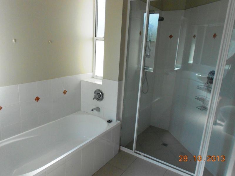 27 Seamount Quay, Noosa Waters QLD 4566