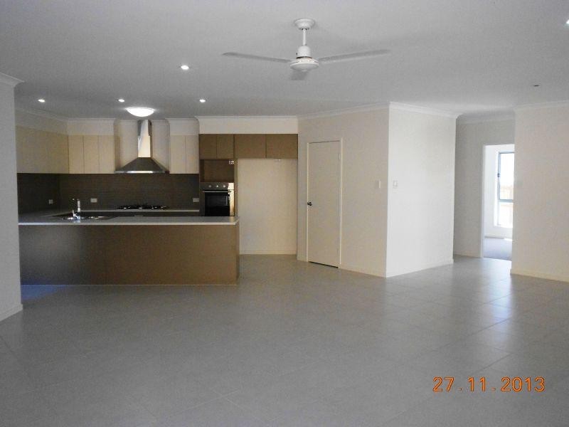 16 Limosa Circuit, Noosaville QLD 4566