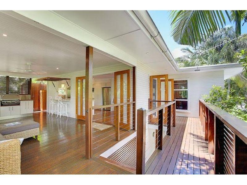 3 Arkana Drive, Noosa Heads QLD 4567