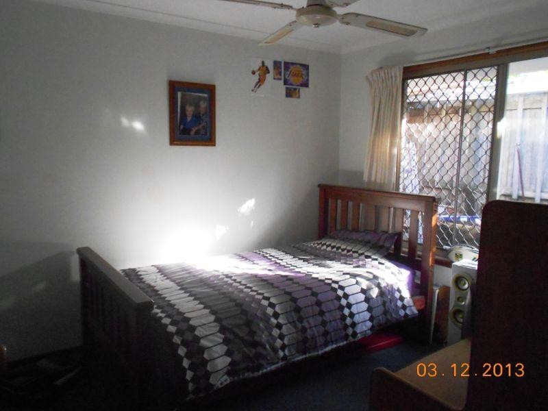 24 Wavecrest Drive, Castaways Beach QLD 4567